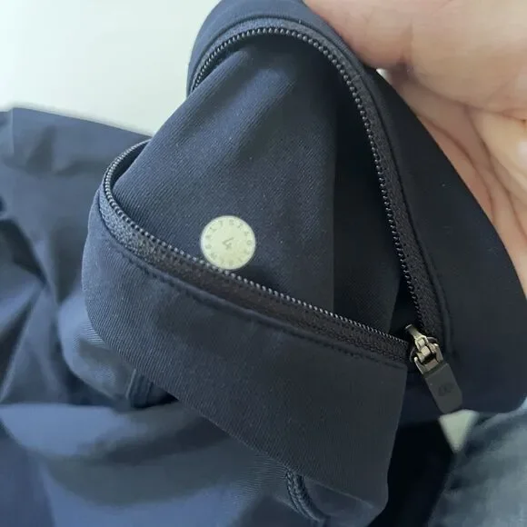 Lululemon Size 4 Speed Up Crop 21" Leggings Midnight Navy - Picture 9 of 10